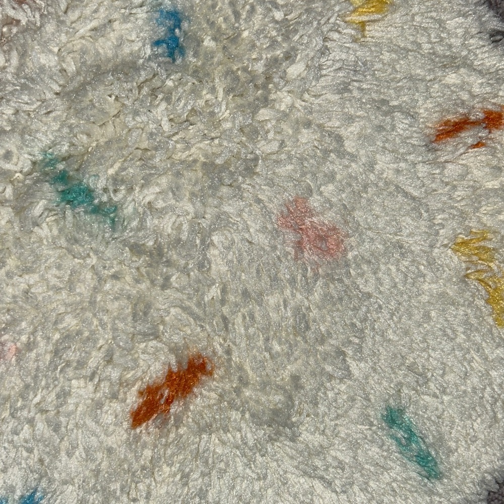 4’x5’6” Kids’ Rug - Picture 2 of 4